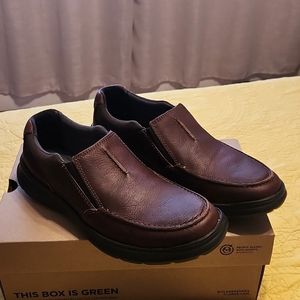 NWT MEN'S CLARKS COTRELL FREE SLIP-ON SHOES / SIZE: 11M